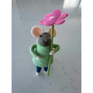 Handmade Wool Felt Mouse with flower Ornament Decor